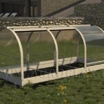 Malý skleník z polykarbonátu