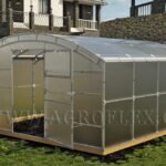 velky sklenik skleník na zahradu